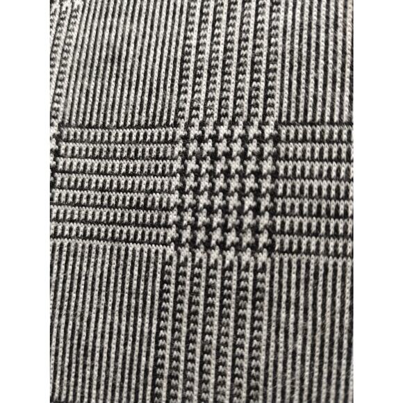 Talbots Size 8 Petite Black Striped Micro Houndstooth Pull-On Soho Ankle Pants - Picture 2 of 5